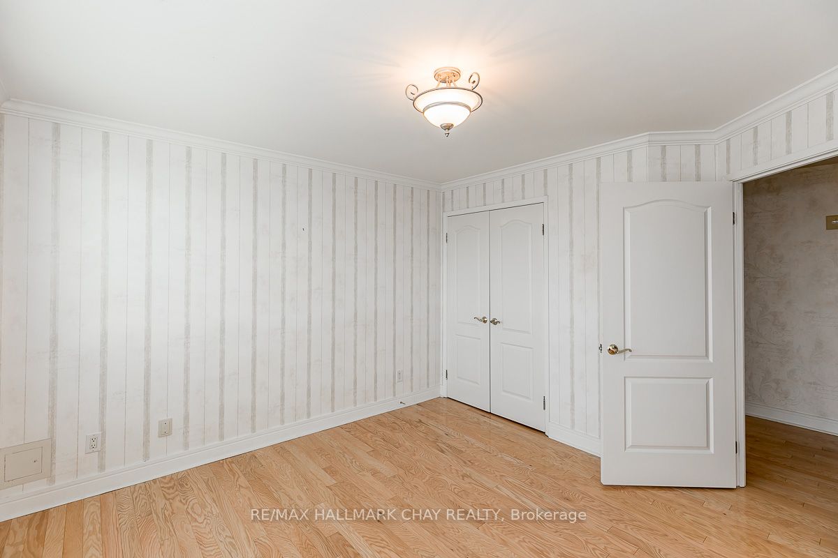 2 Toronto St, #1105
