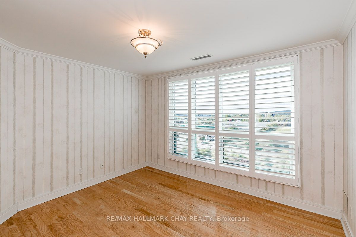 2 Toronto St, #1105