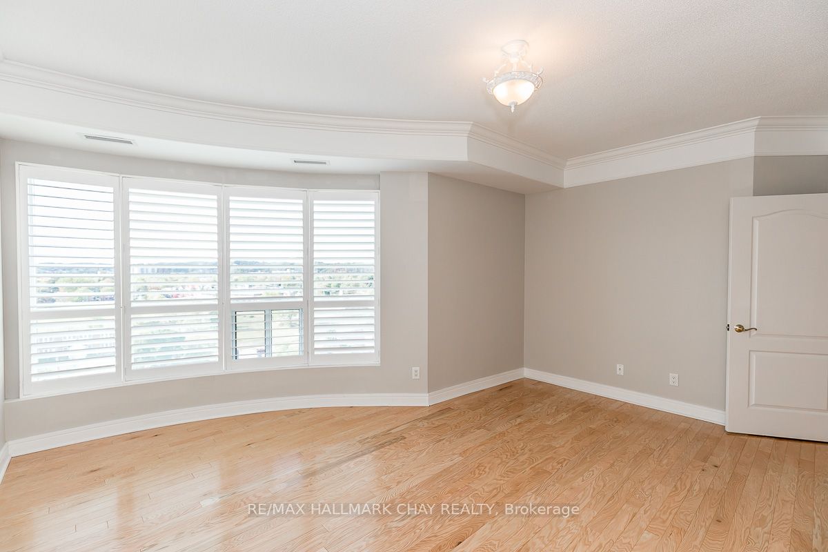 2 Toronto St, #1105