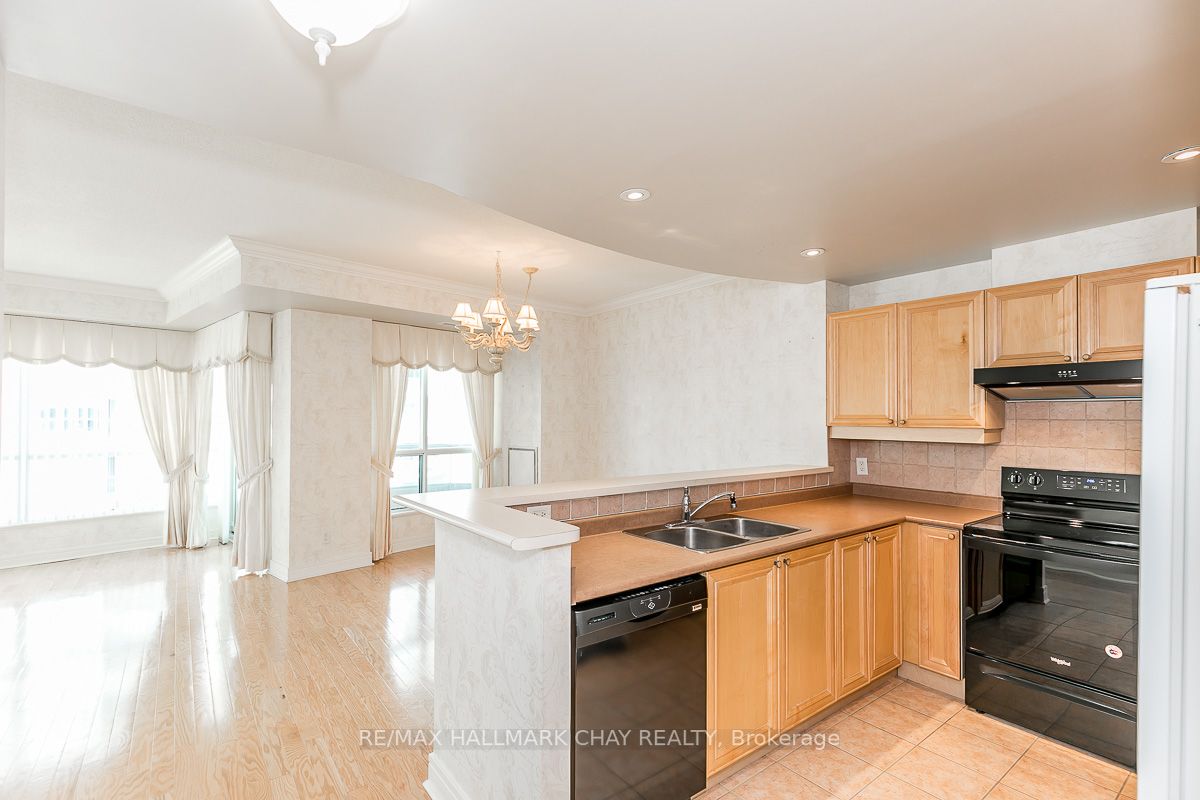 2 Toronto St, #1105