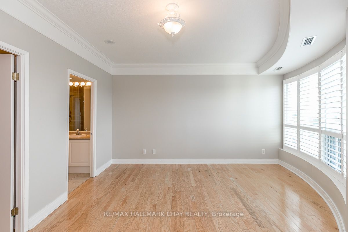 2 Toronto St, #1105