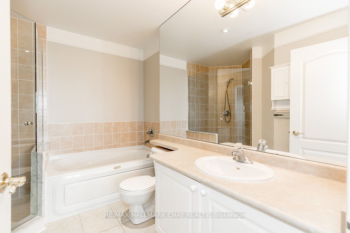 2 Toronto St, #1105