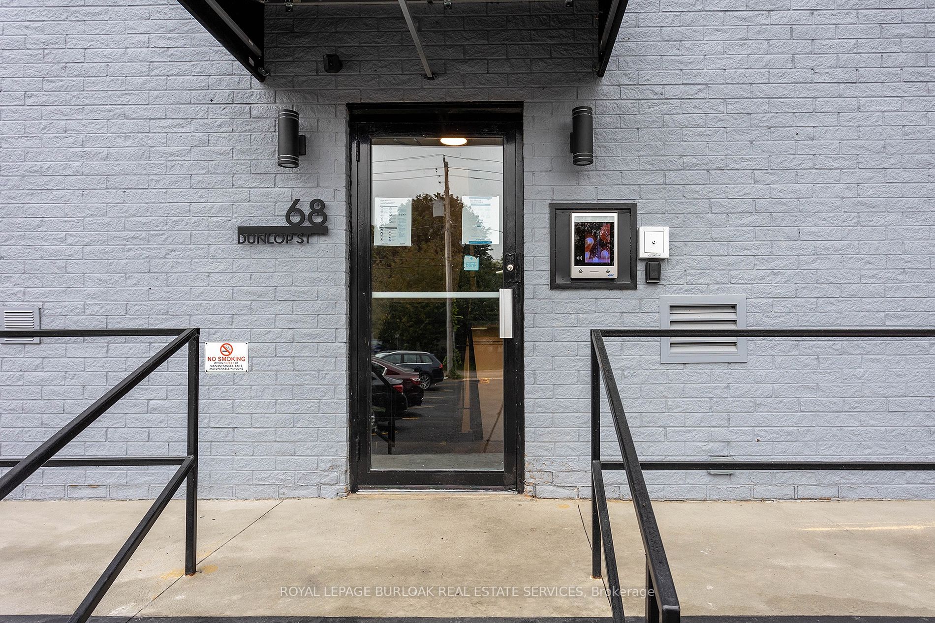 68 Dunlop St