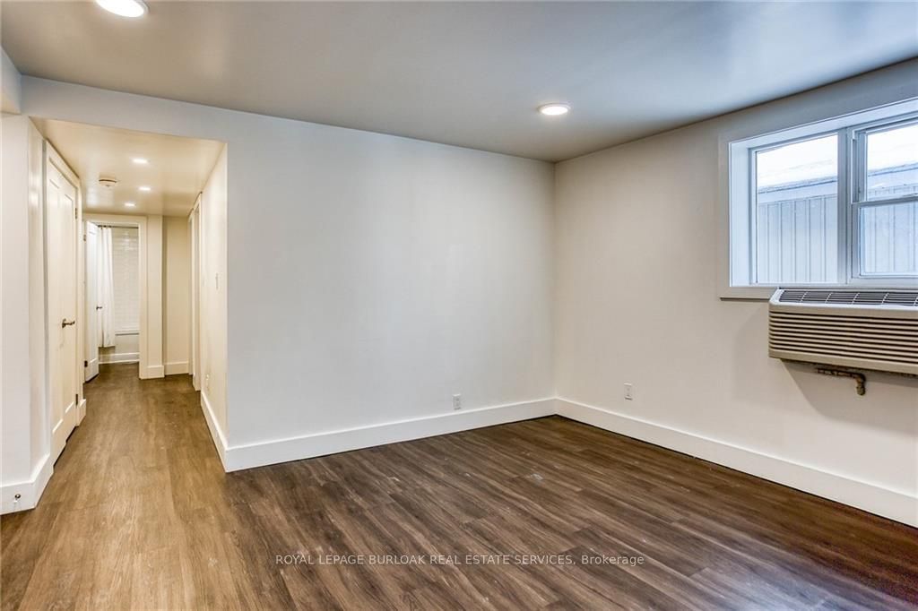 68 Dunlop St