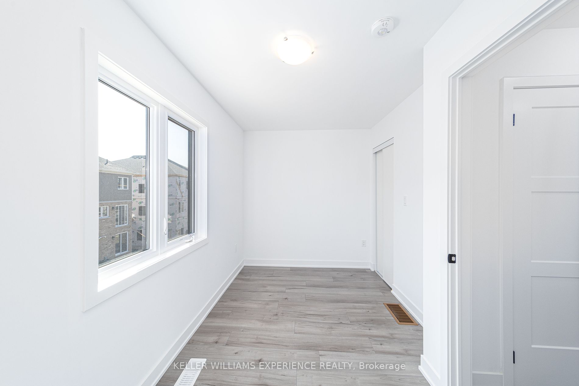 24 Pumpkin Corner Crescent E
