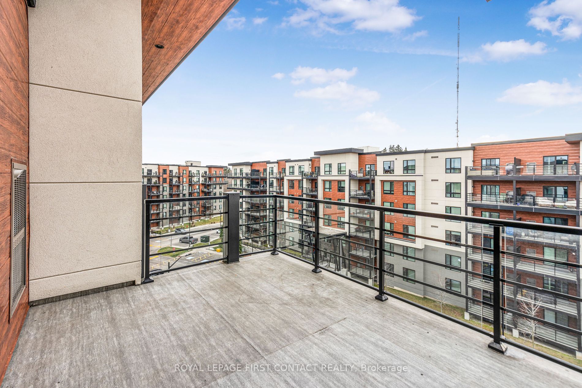 300 Essa Rd, #601