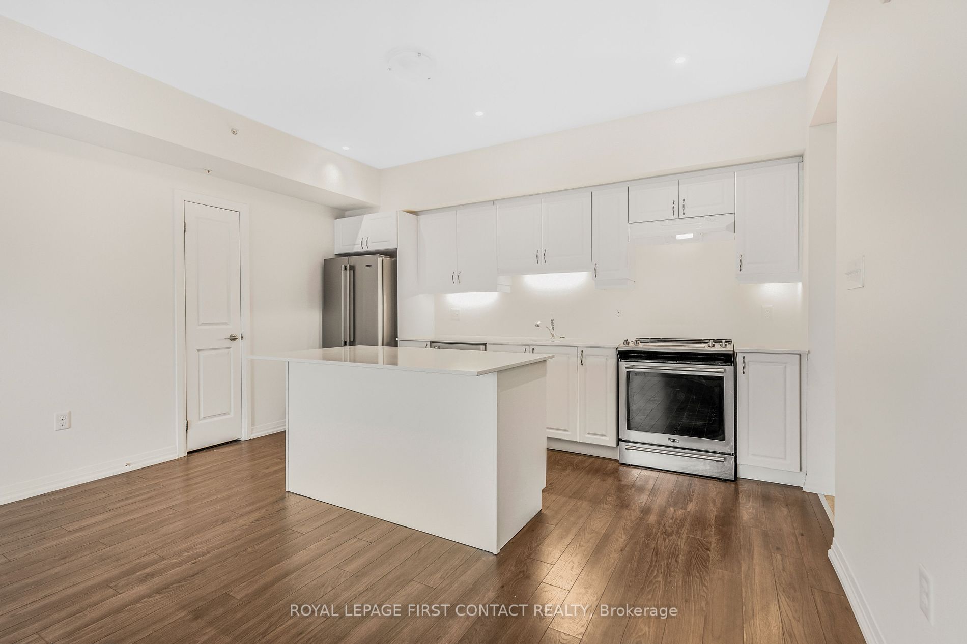 300 Essa Rd, #601