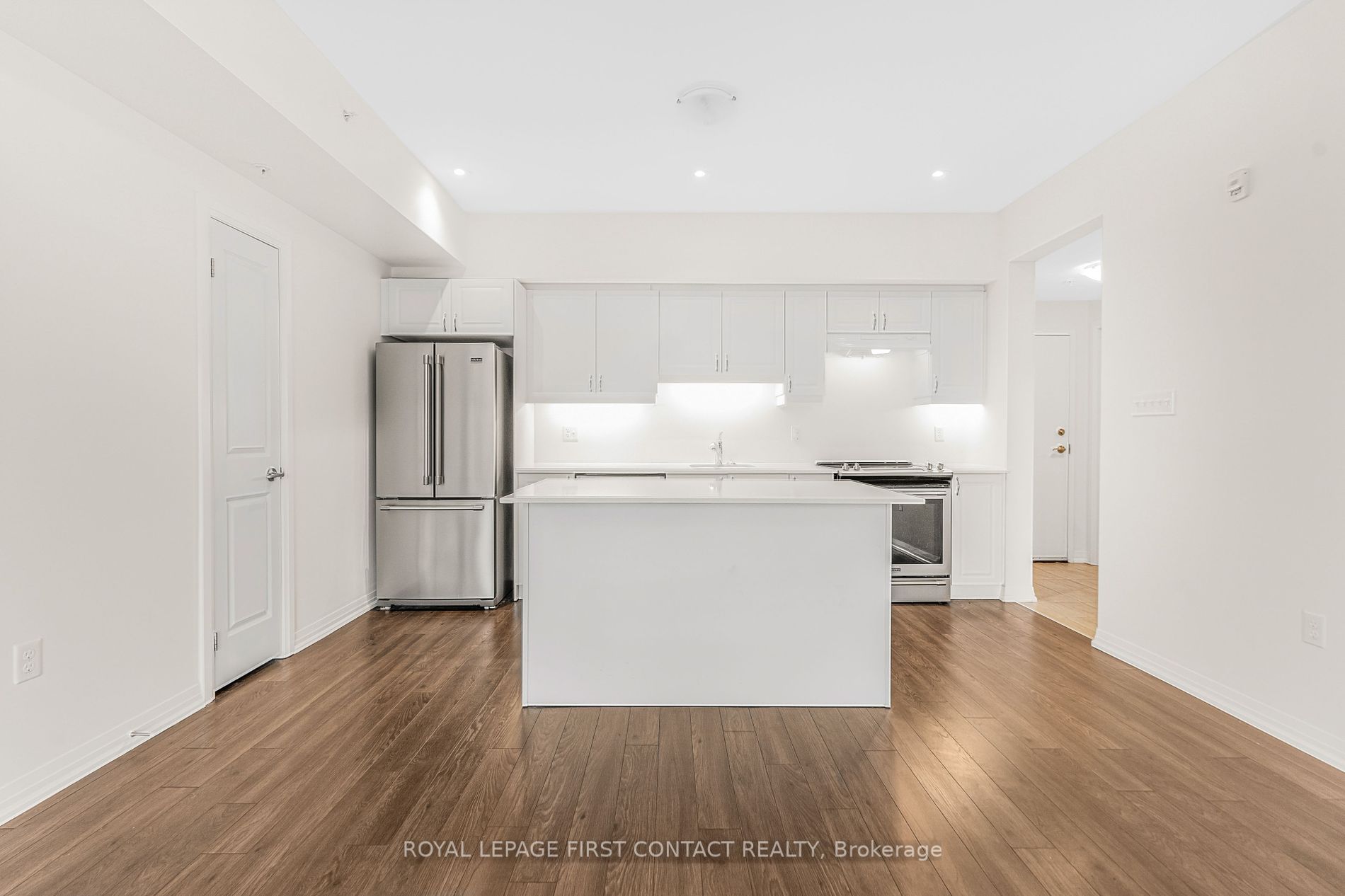 300 Essa Rd, #601
