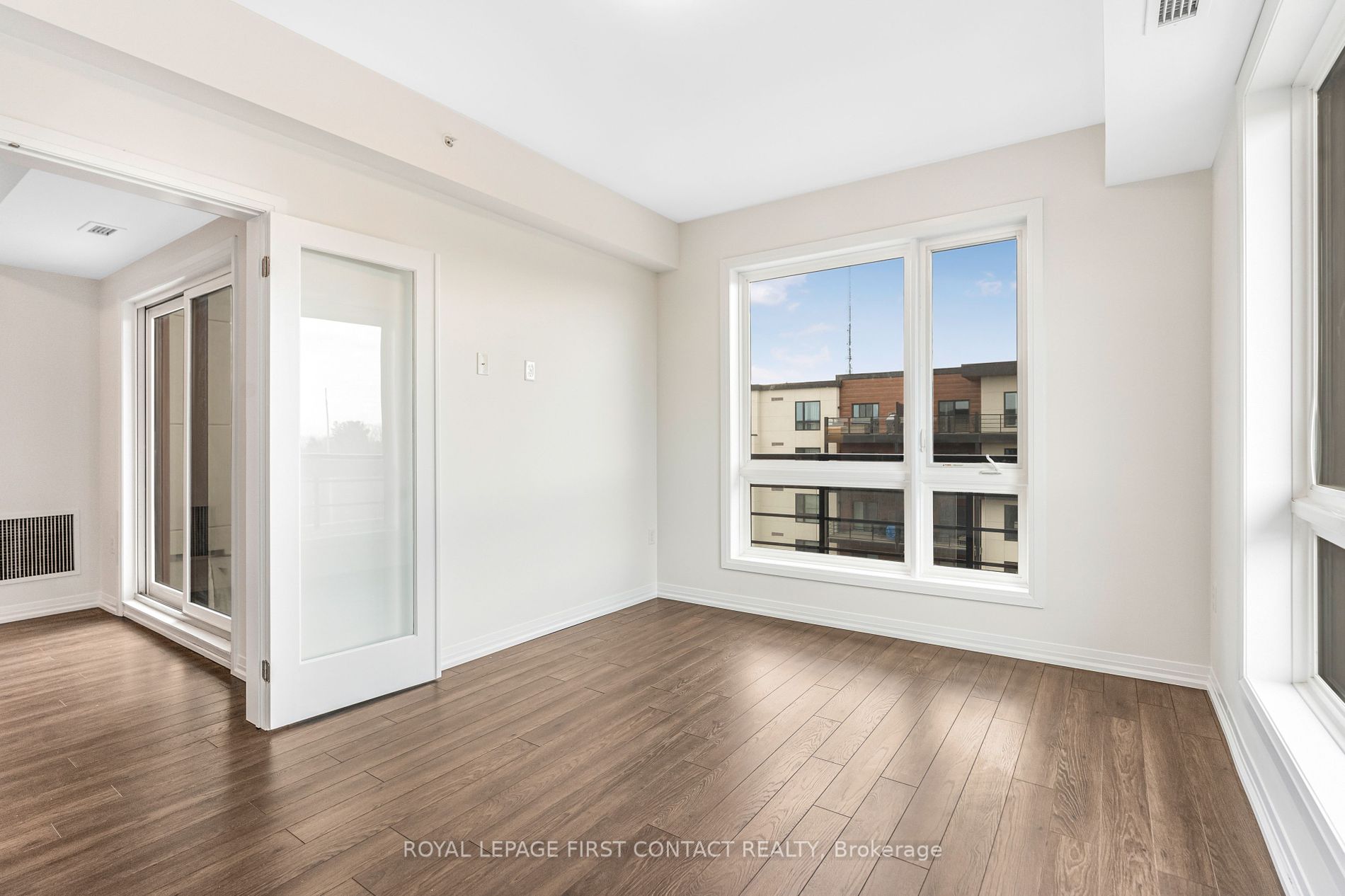 300 Essa Rd, #601