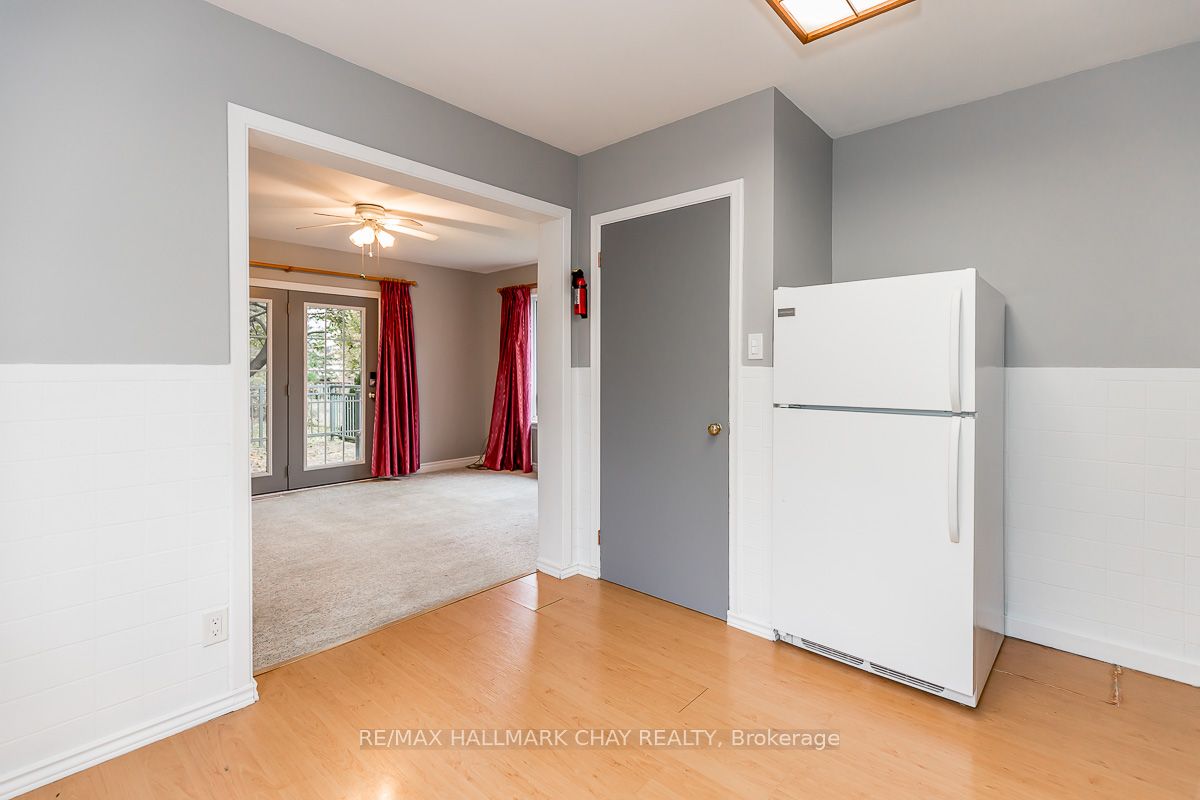 62 Hoover Cres