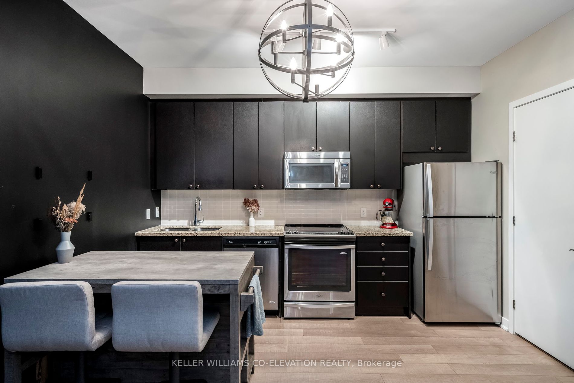 40 Horseshoe Boulevard, #416