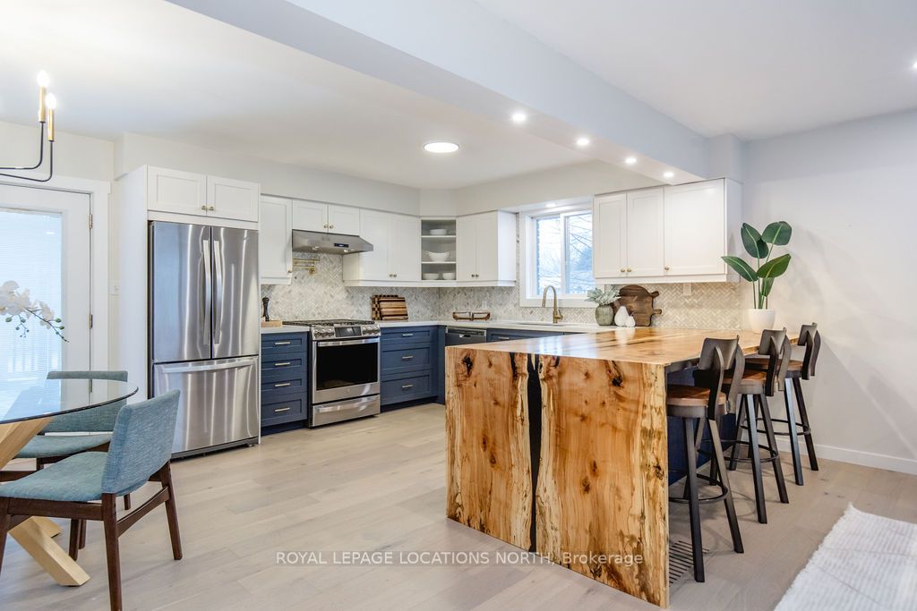 127 WASAGA SANDS Drive