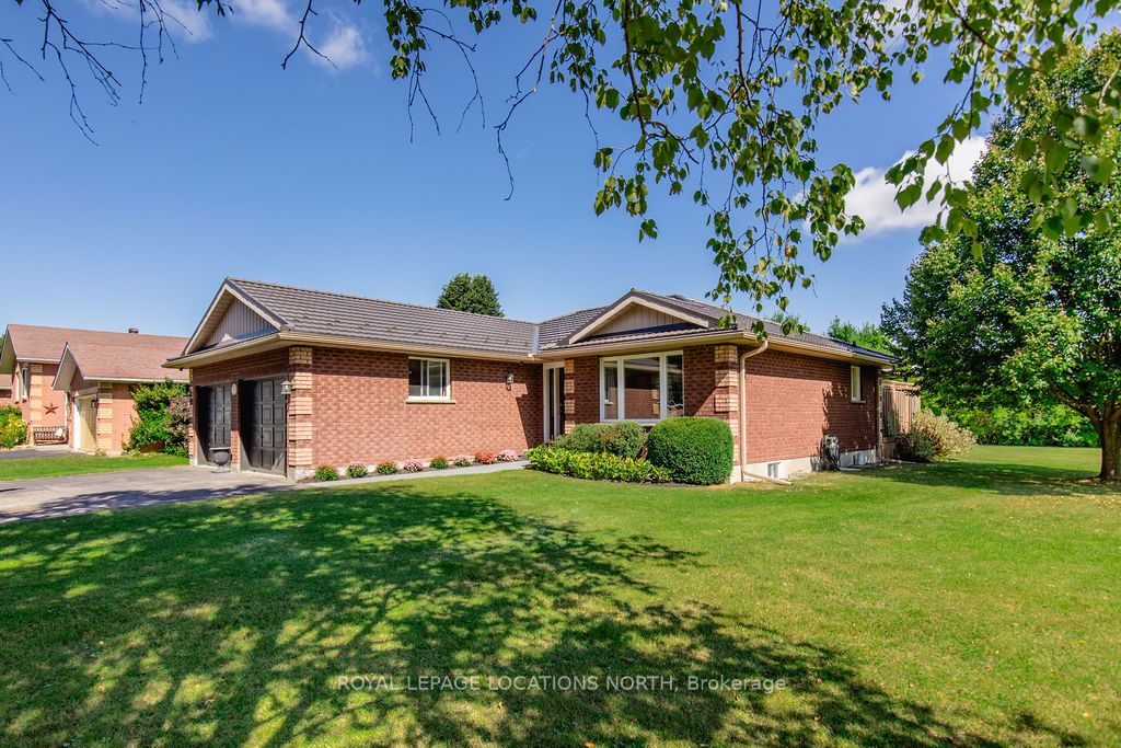 127 WASAGA SANDS Drive
