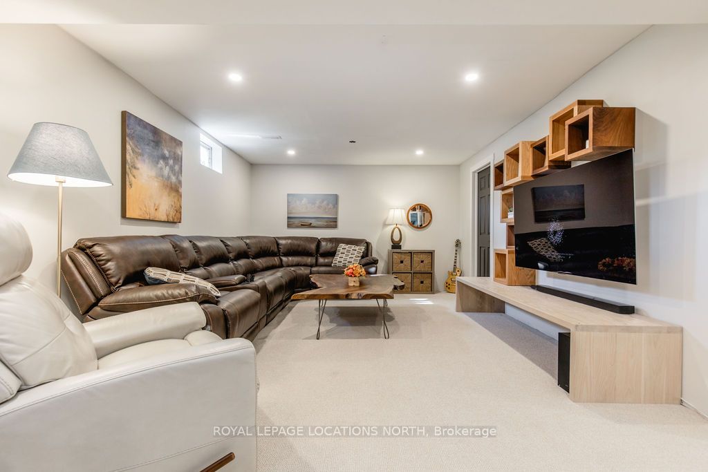 127 WASAGA SANDS Drive