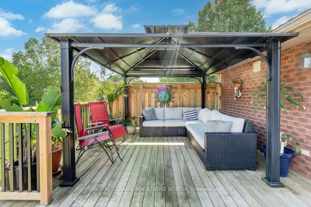 127 WASAGA SANDS Drive