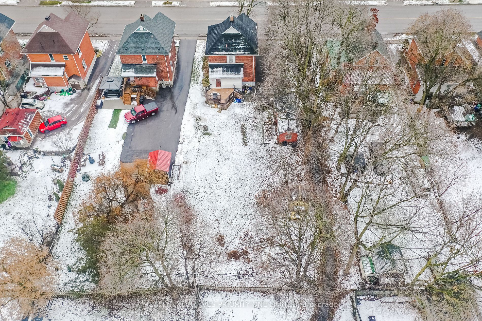 121 Burton Ave