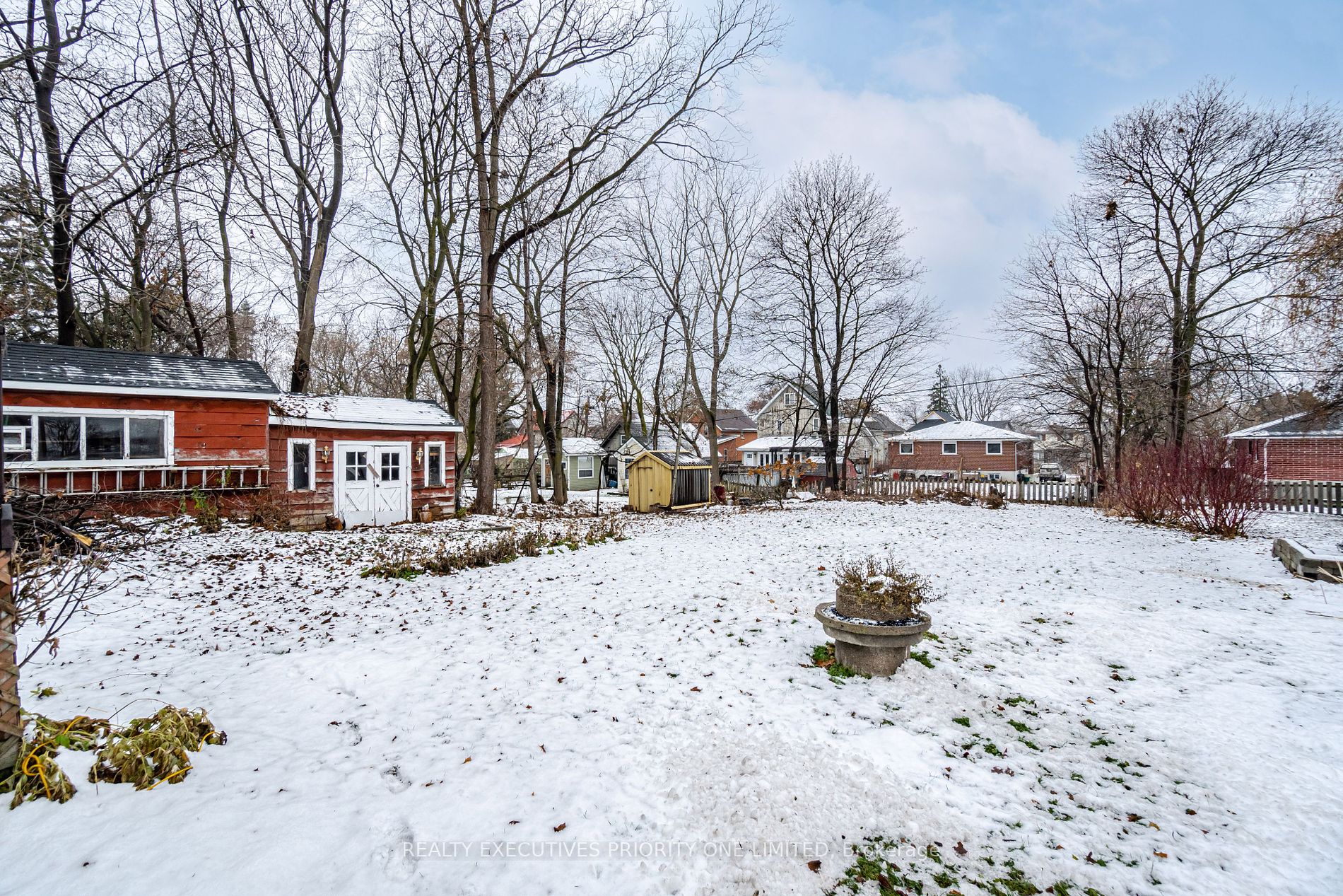 121 Burton Ave