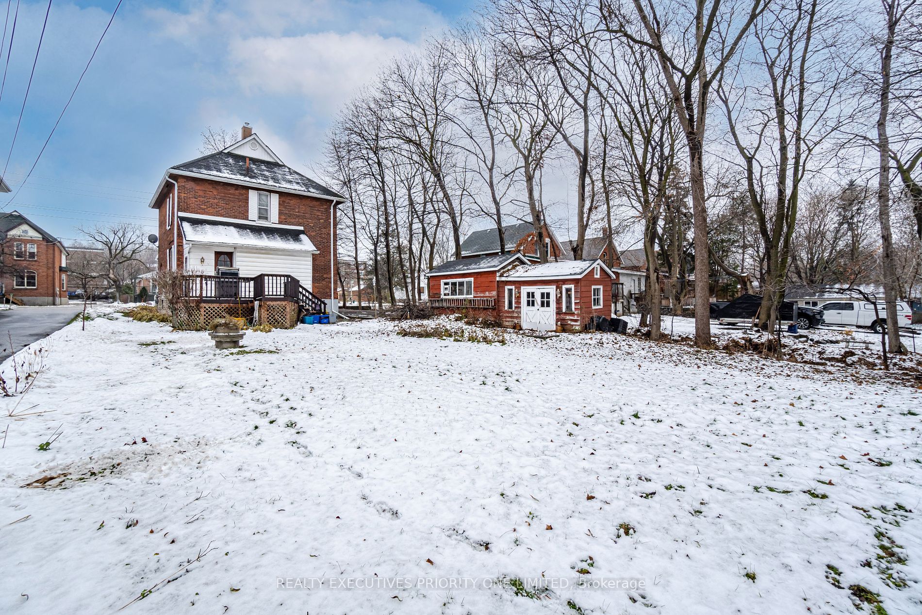 121 Burton Ave