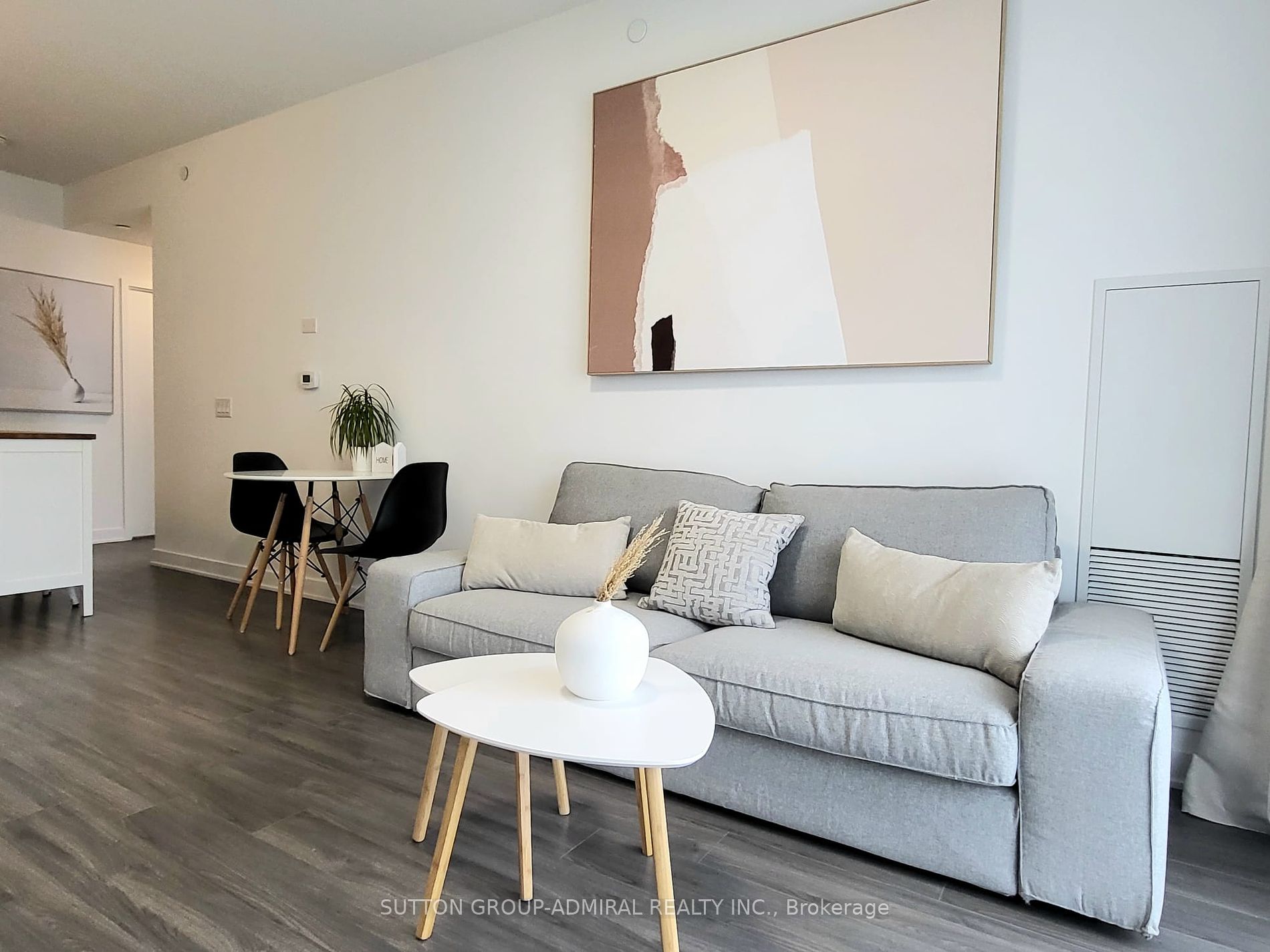 681 Yonge Street #328