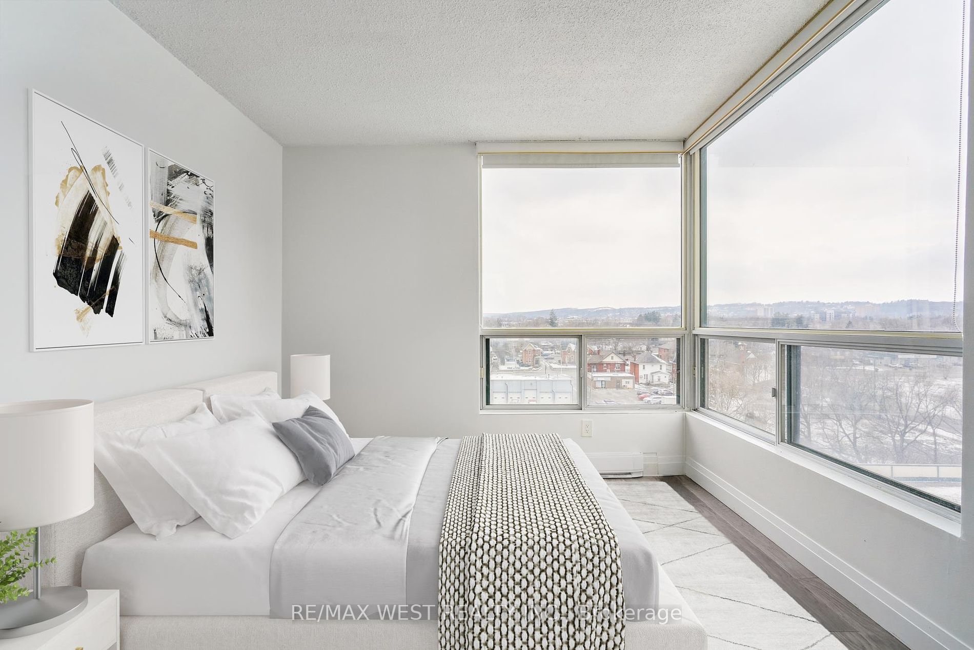 75 Ellen Street, #904