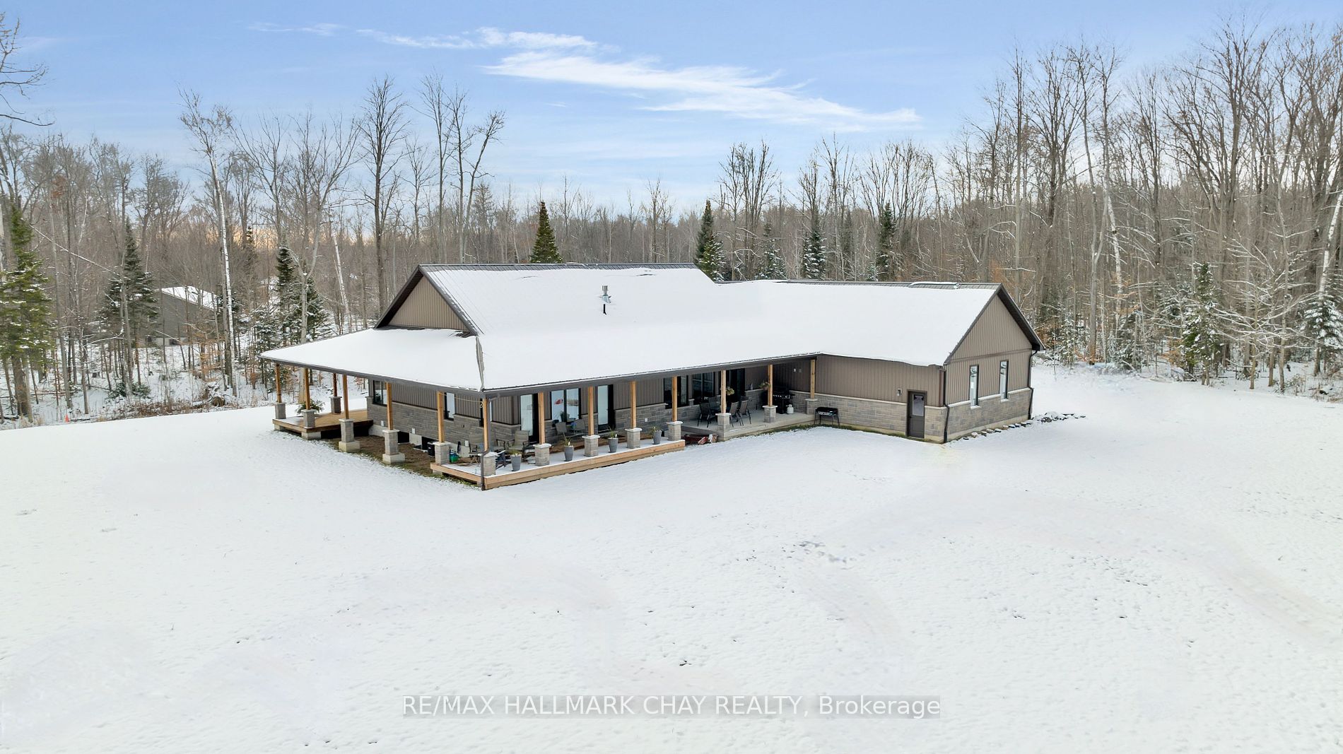 16 Whitetail Dr