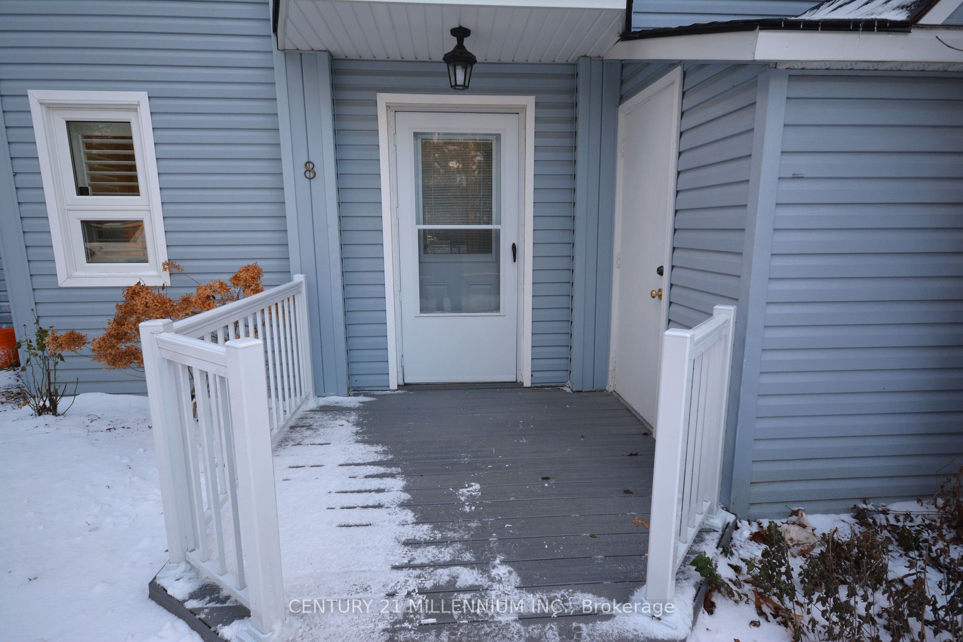 15 28th Street N, #8