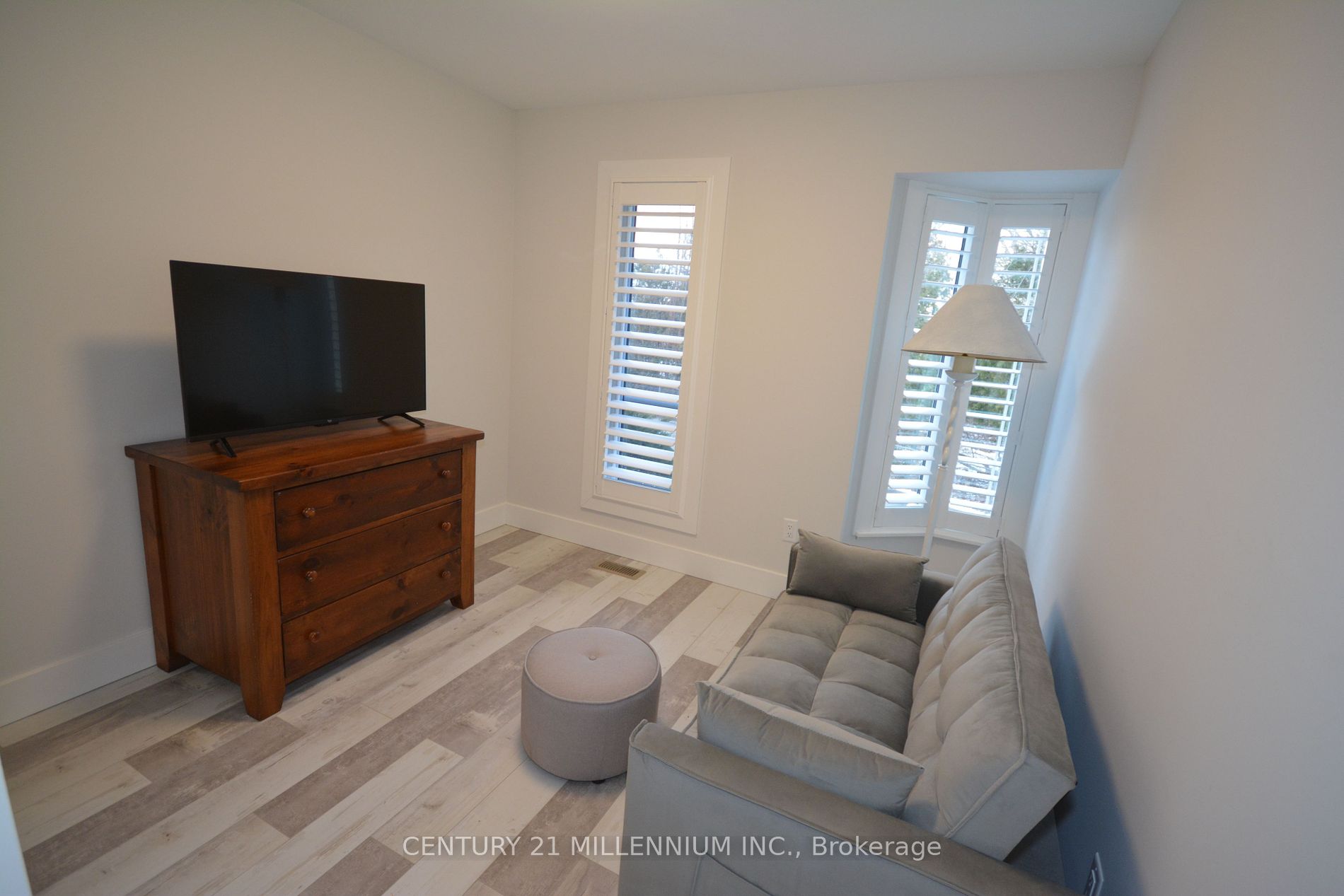 15 28th Street N, #8