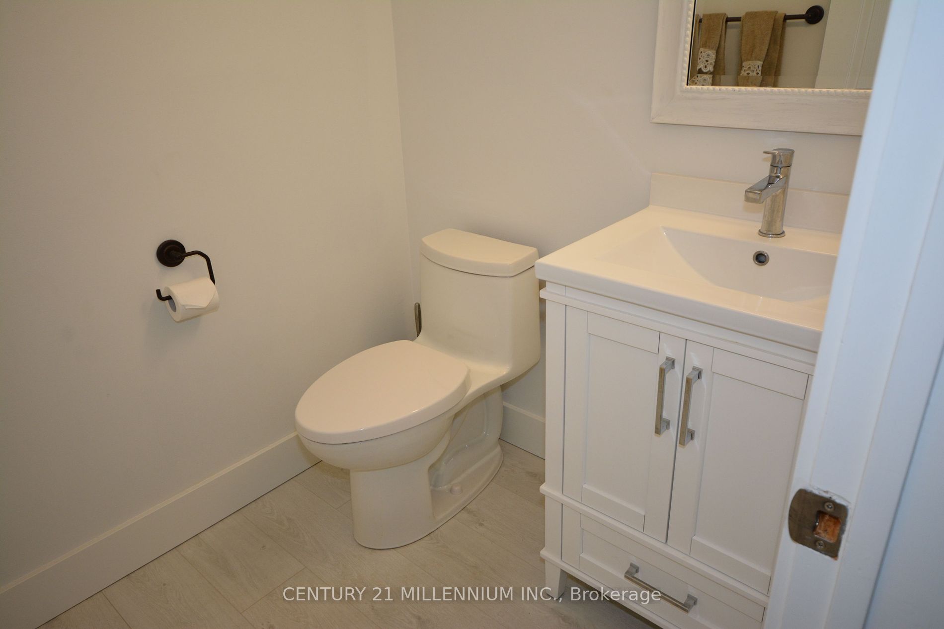 15 28th Street N, #8