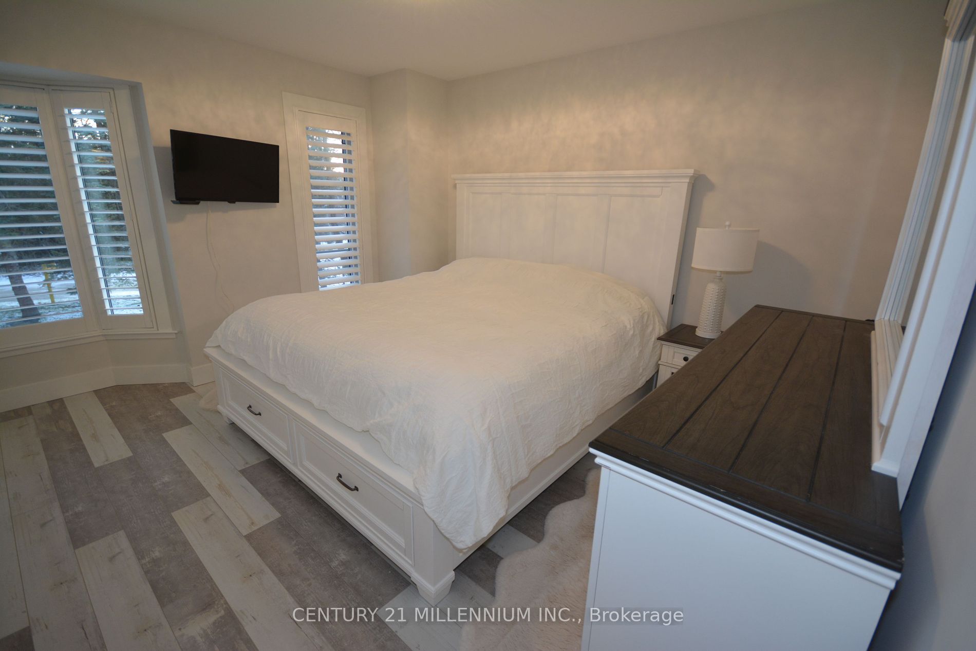 15 28th Street N, #8