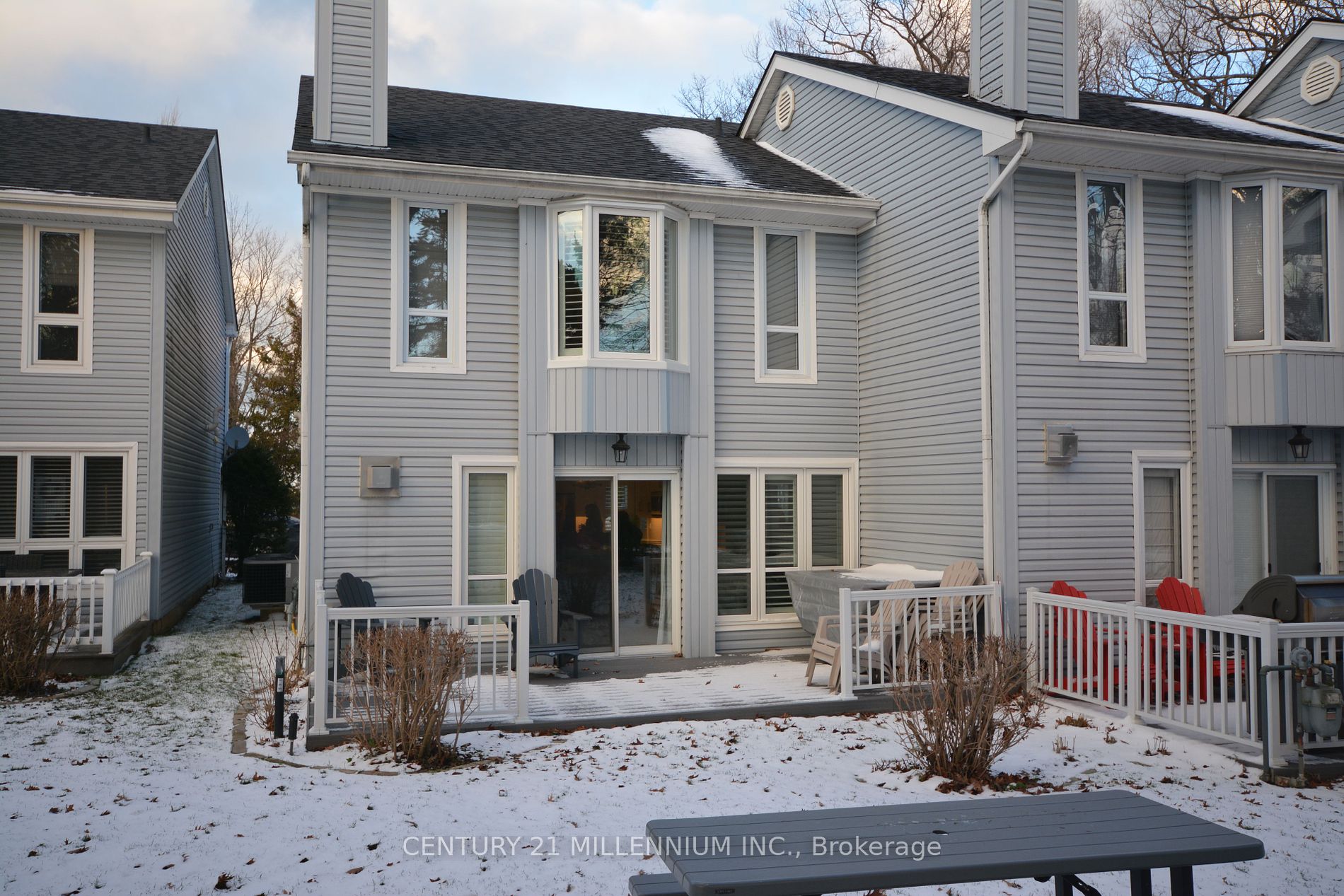 15 28th Street N, #8