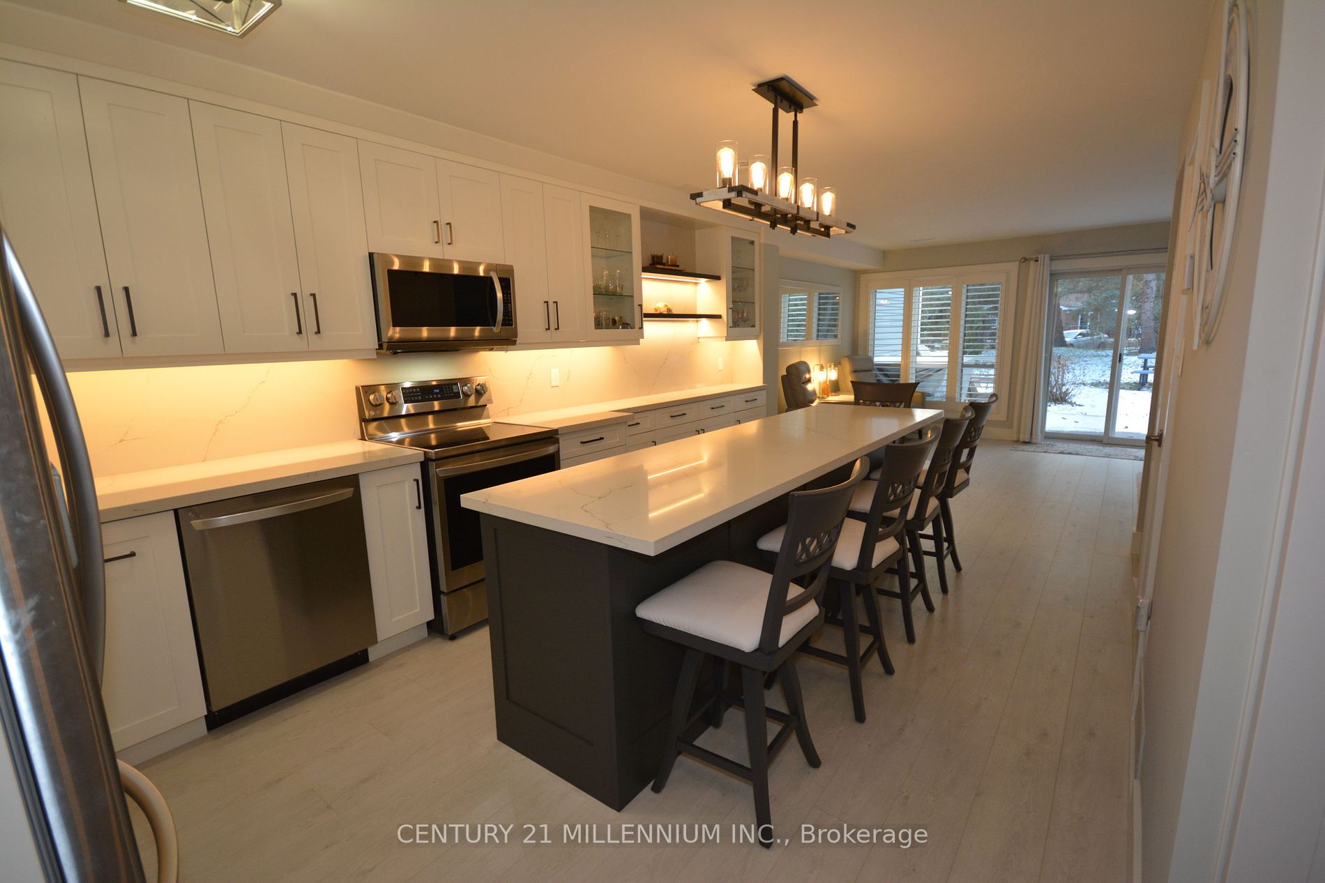 15 28th Street N, #8