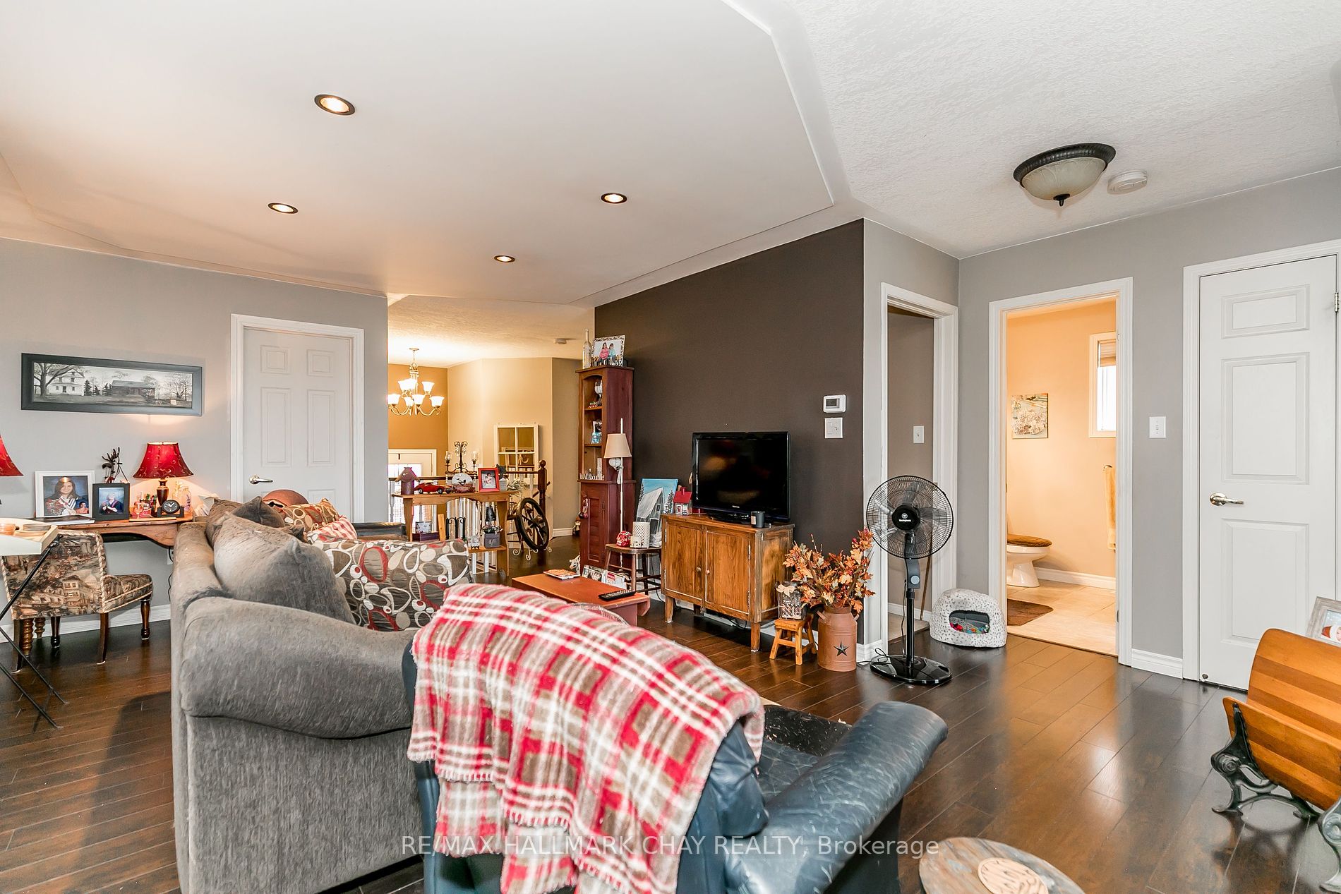120 Courtney Cres