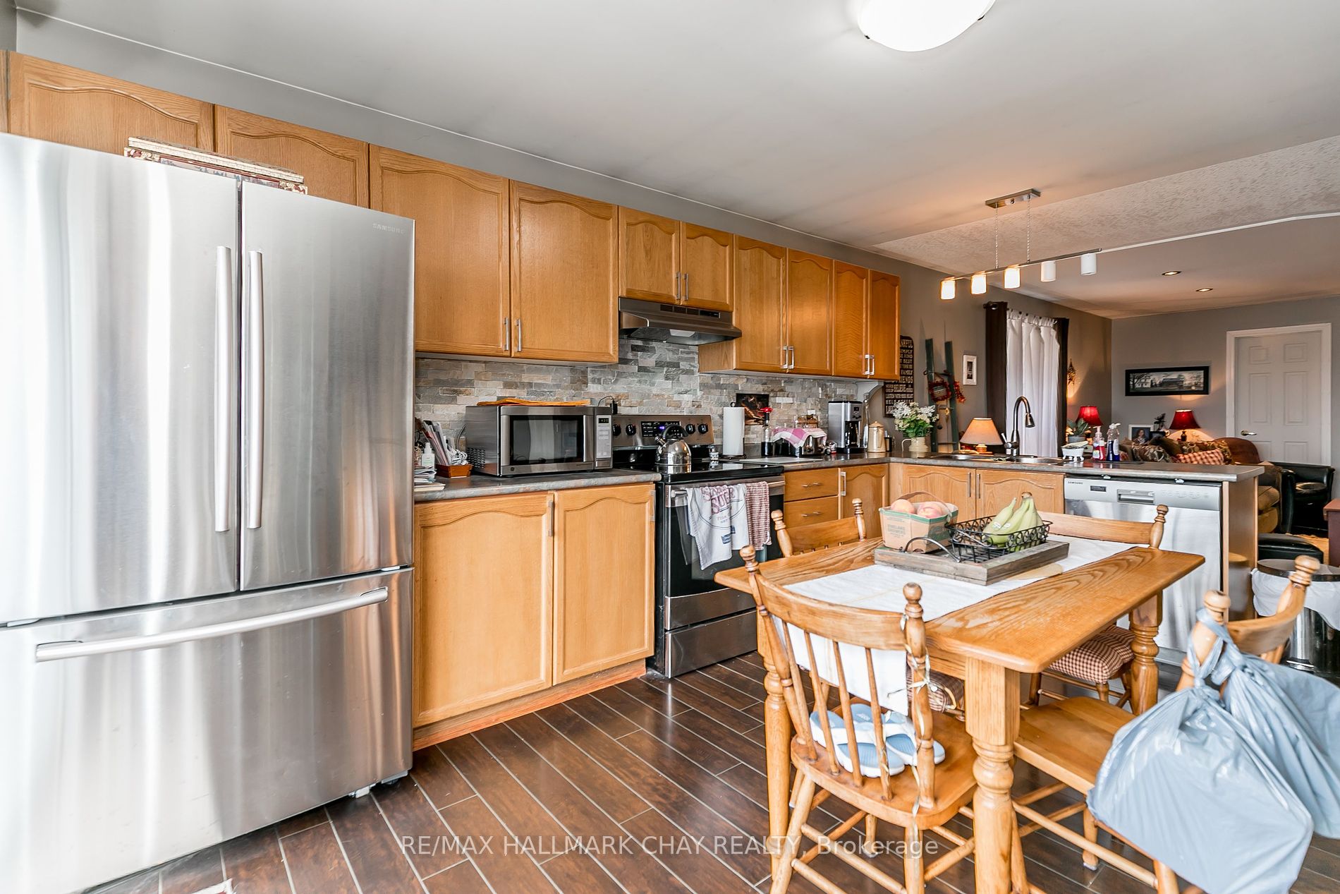 120 Courtney Cres