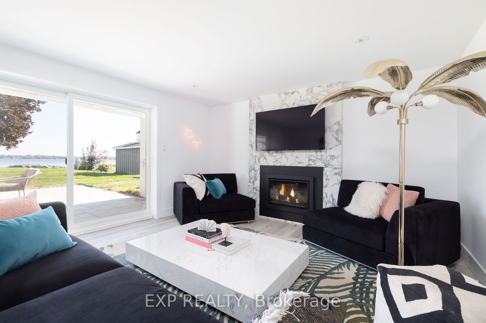 363 Macisaac Dr