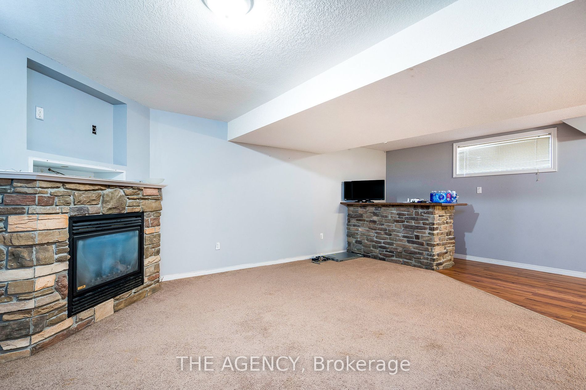 10 Lynden St