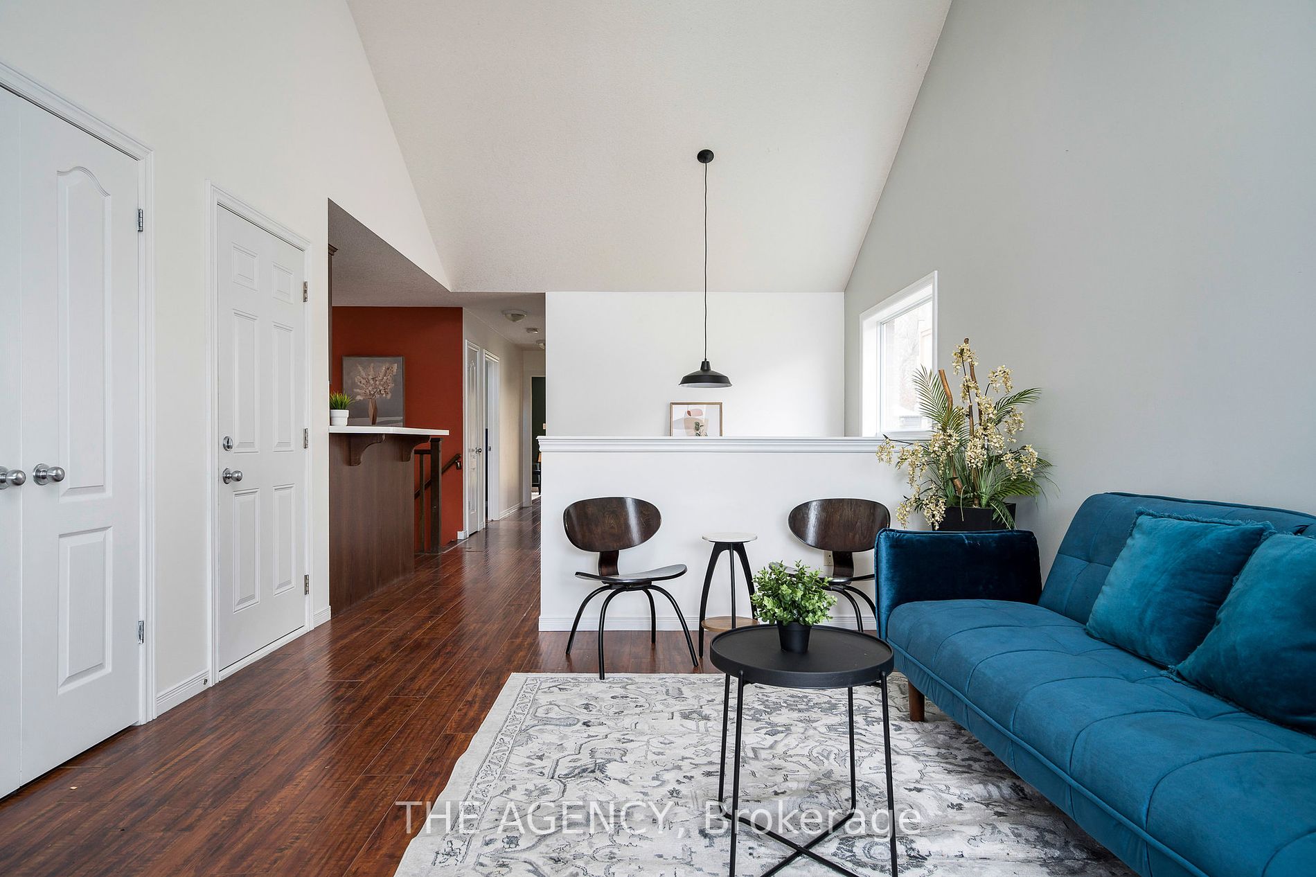 10 Lynden St