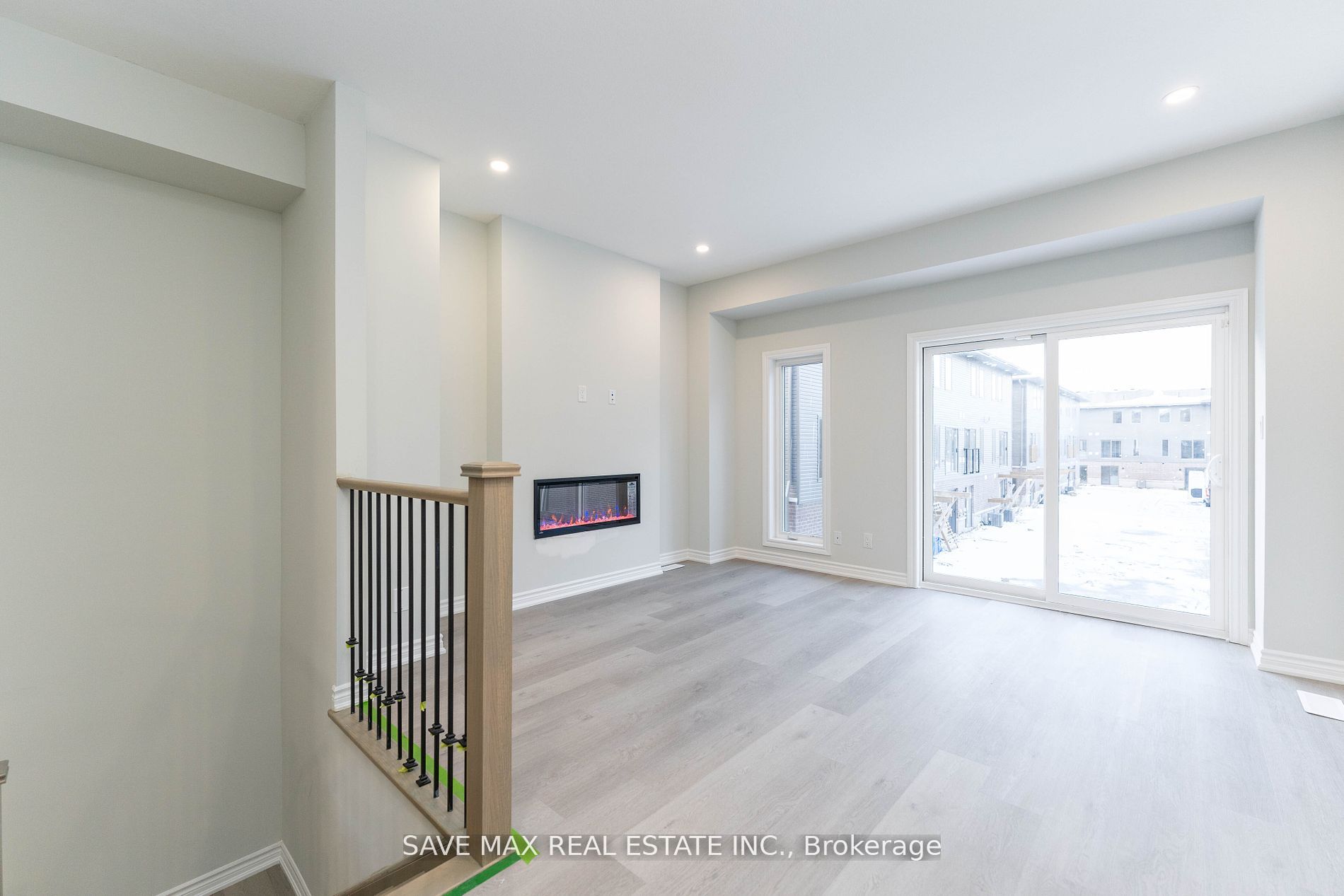 75 Winters Cres, #33