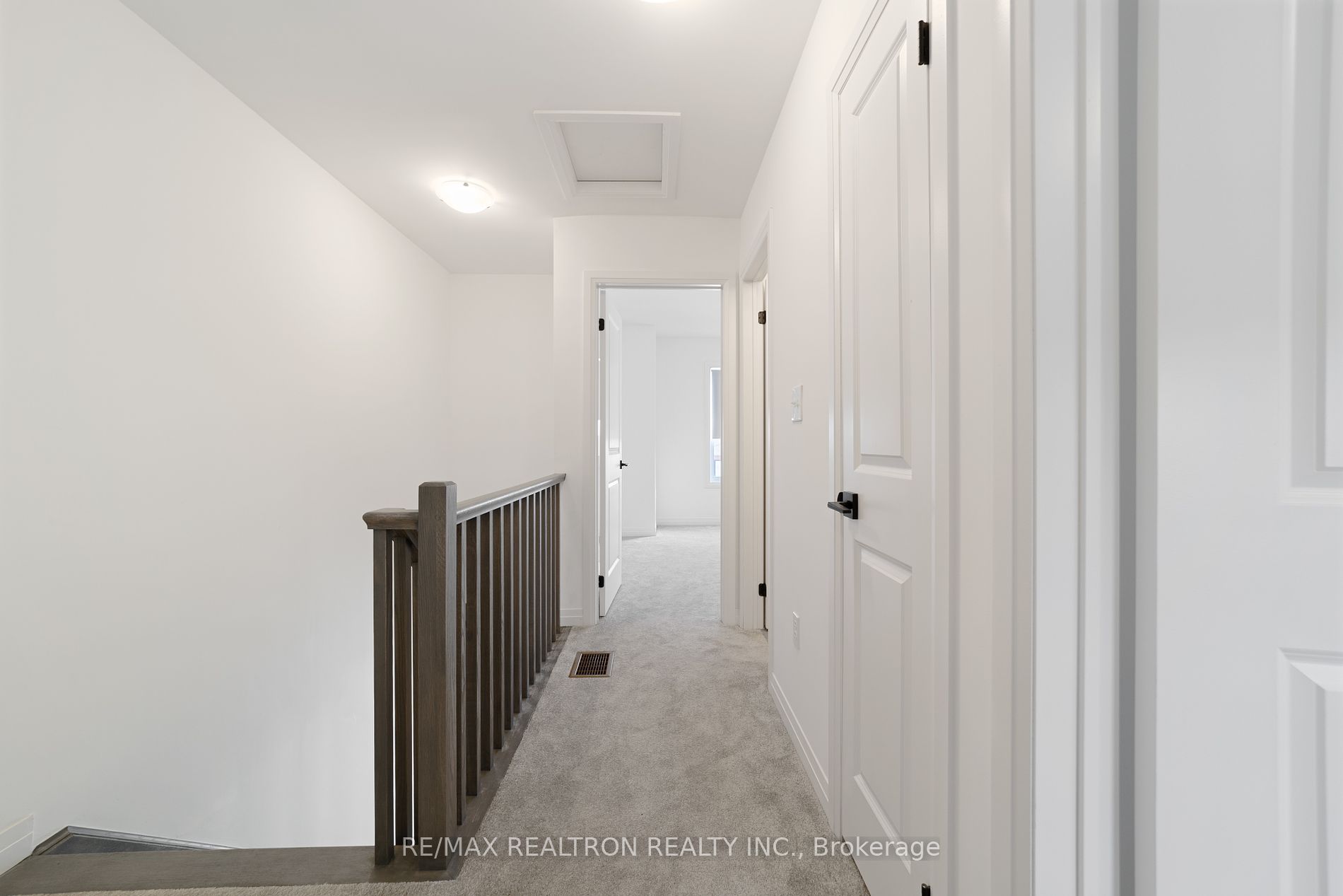 7 Fairlane Avenue
