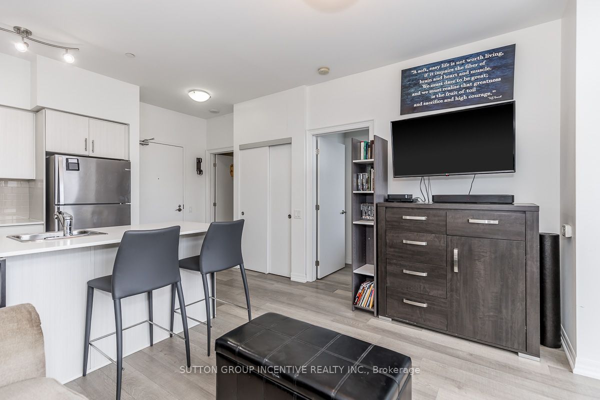 111 Worsley Street E, #304