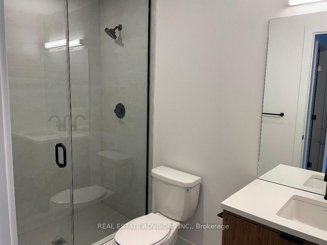 185 Dunlop Street E, #722