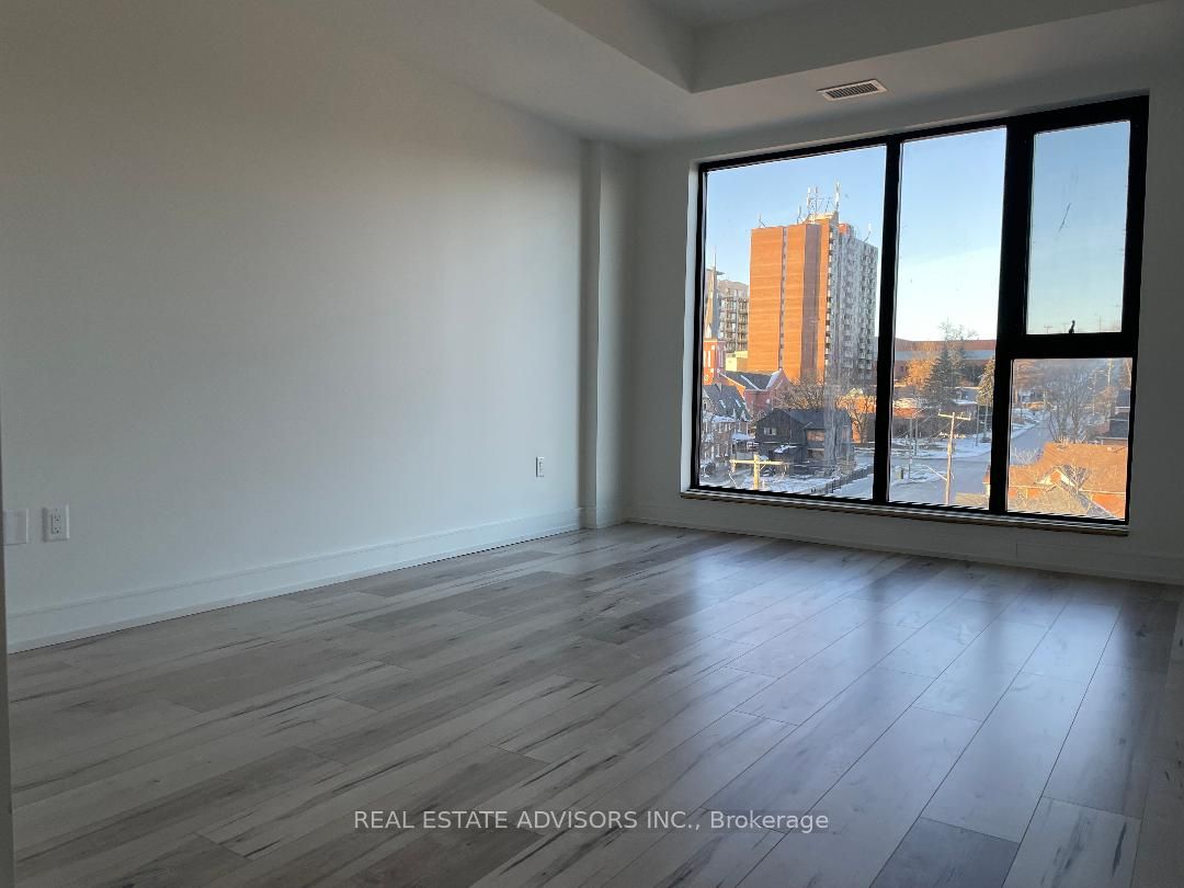 185 Dunlop Street E, #722