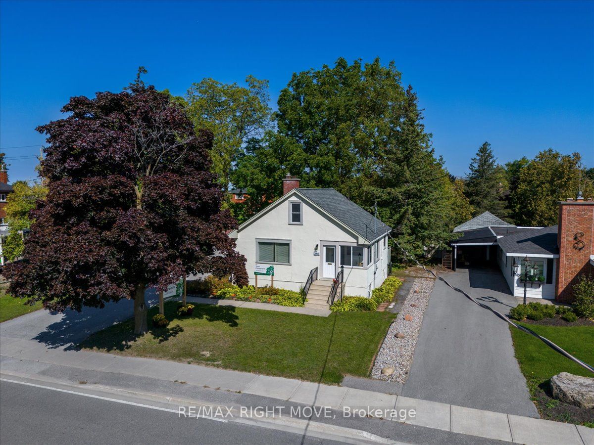 250 Coldwater Rd W