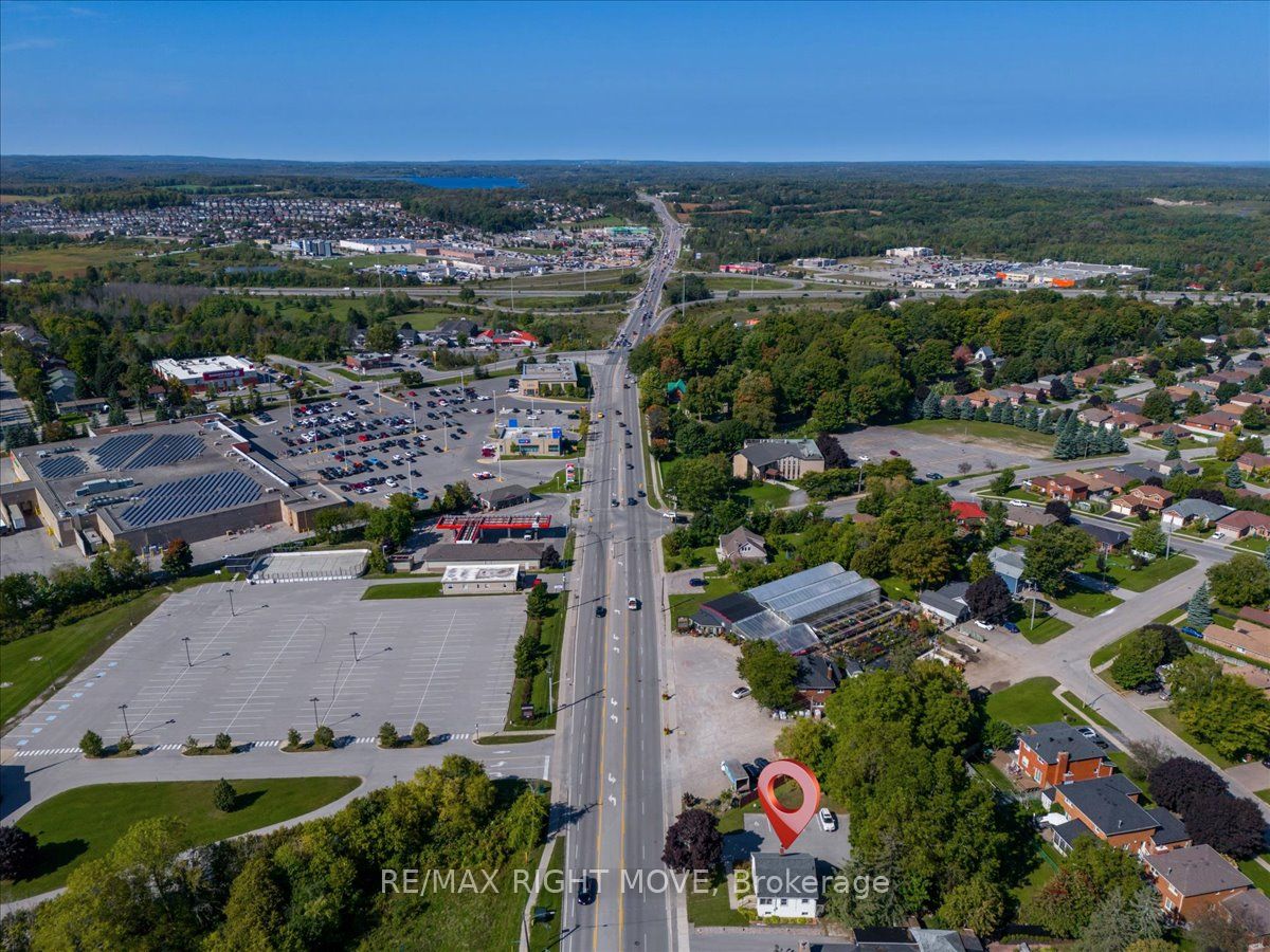 250 Coldwater Rd W