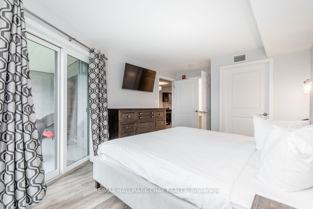 80 Horseshoe Boulevard, #307