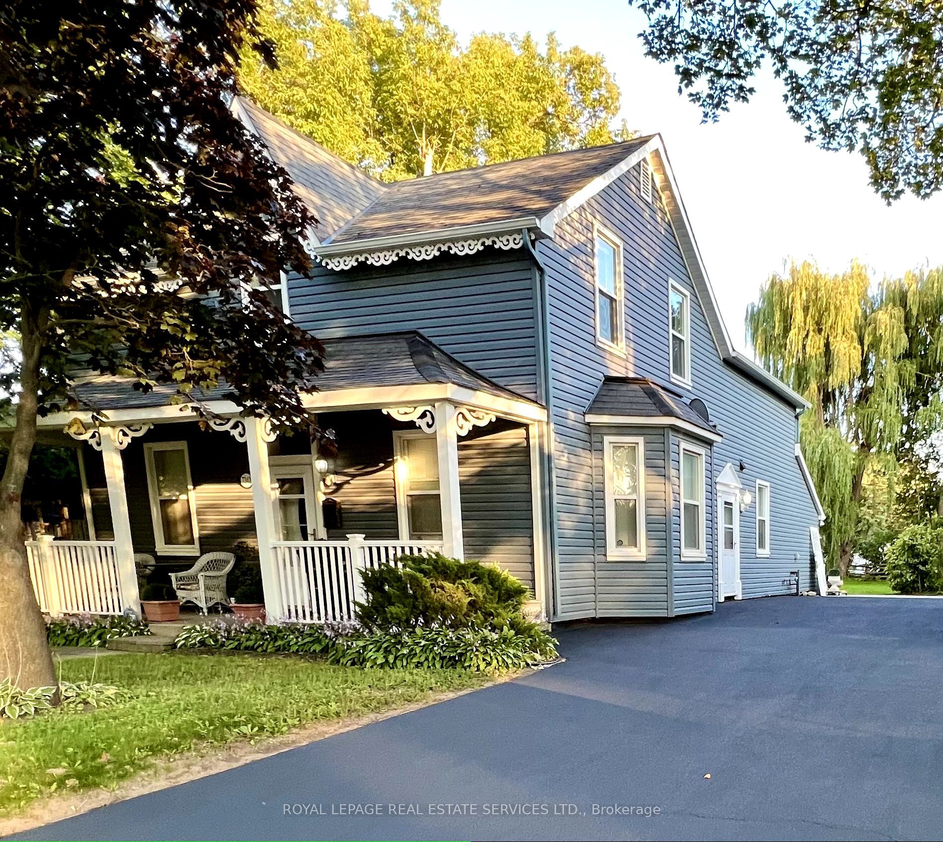 7343 Main St, #A