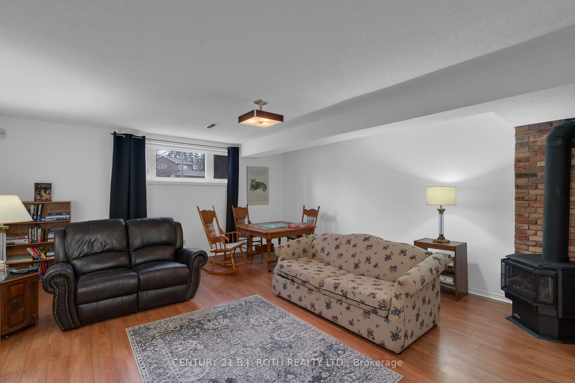 101 Chieftain Crescent