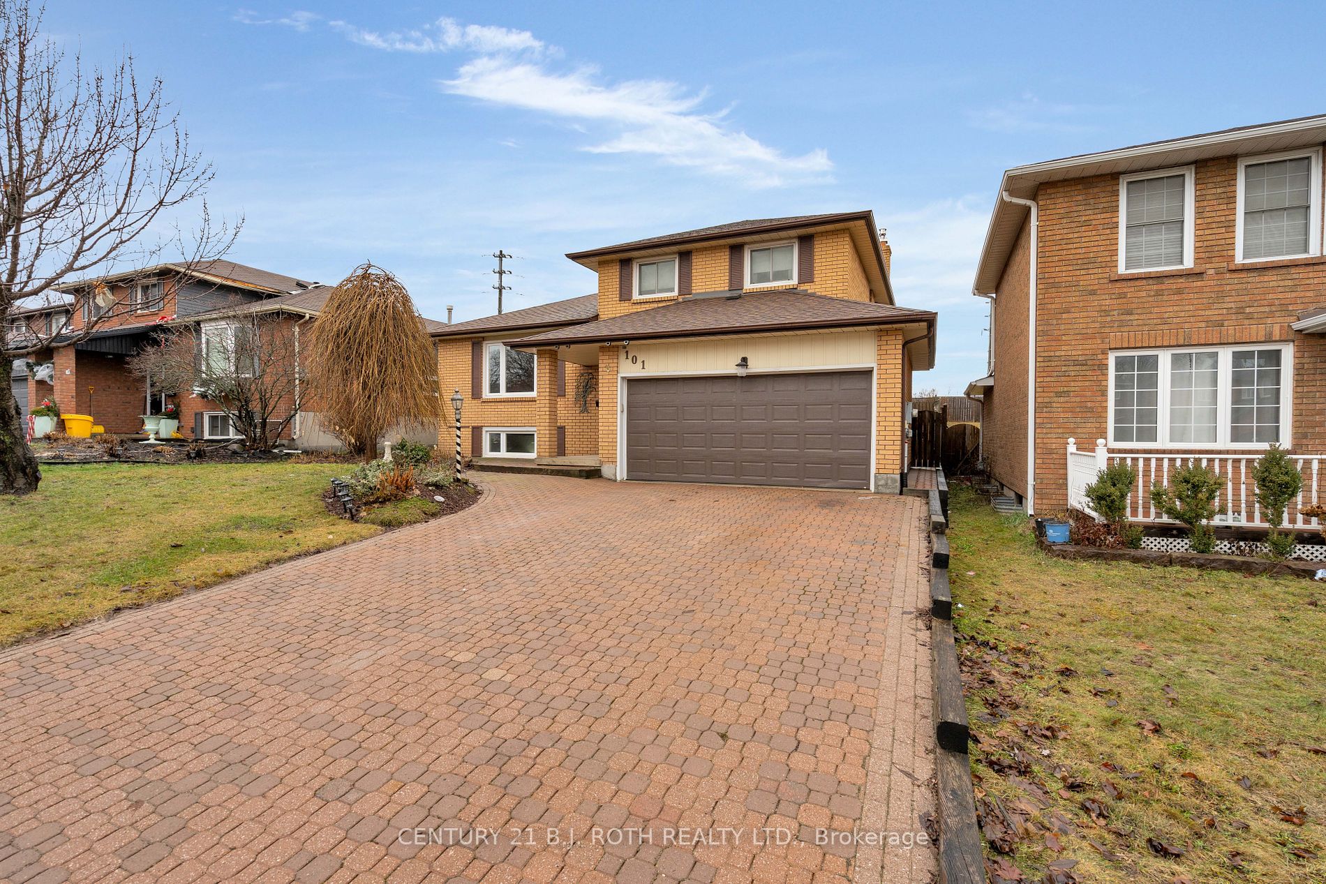 101 Chieftain Crescent