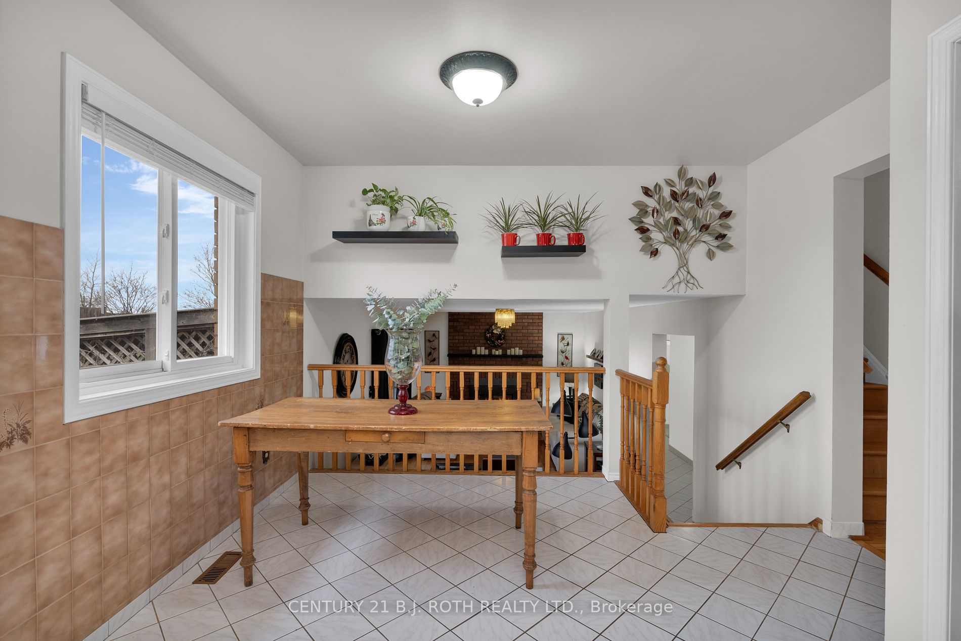 101 Chieftain Crescent