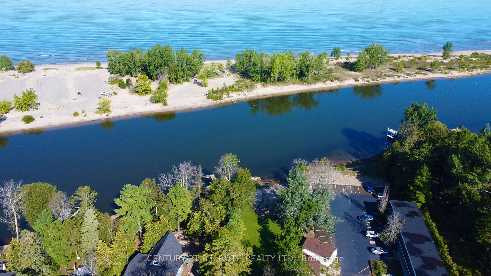 36 Savannah Crescent