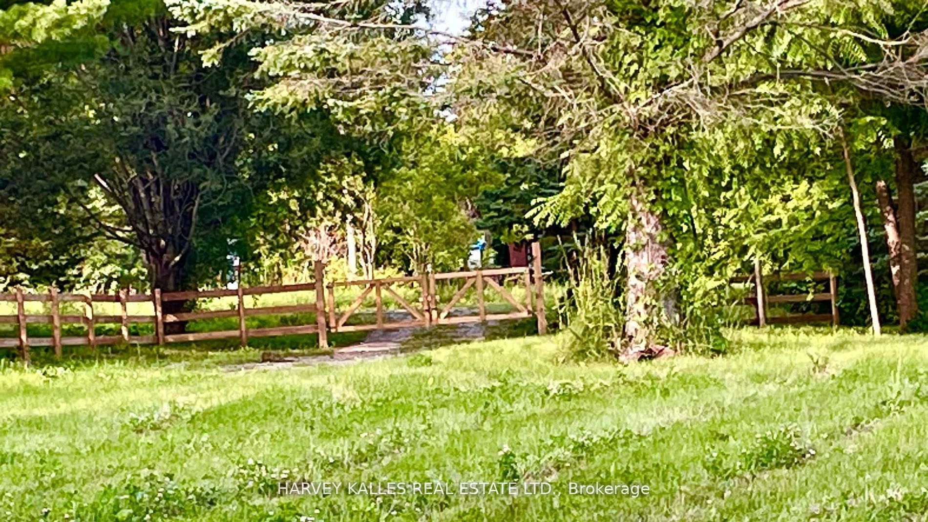 5766 Penetanguishene Rd